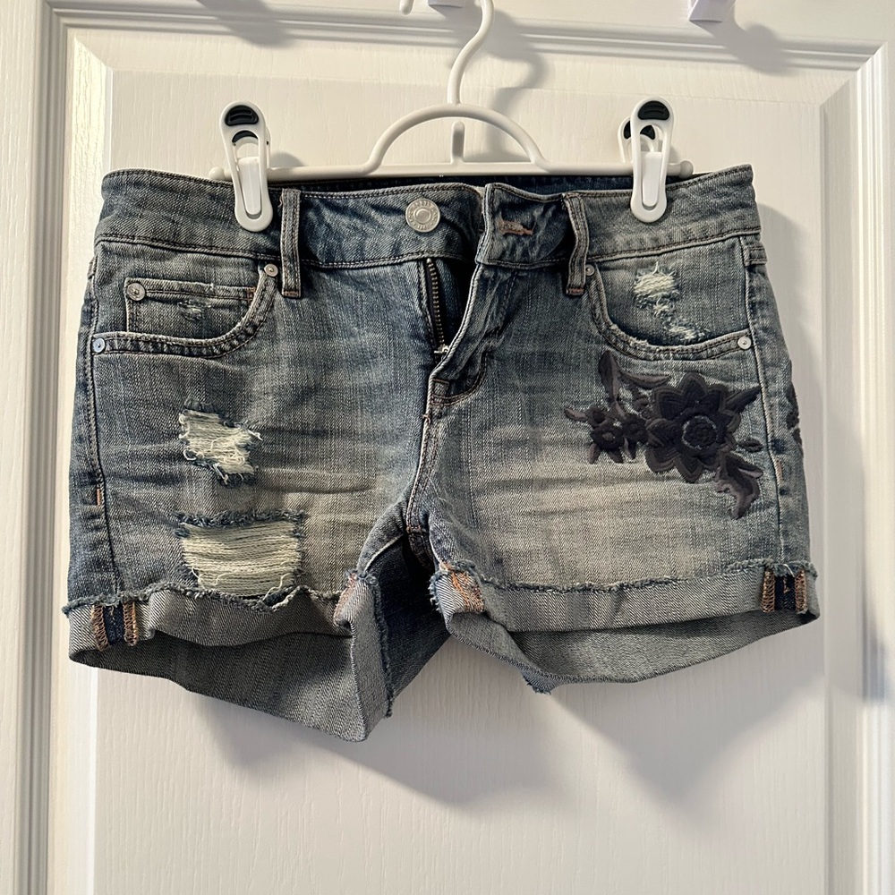 Bootlegger ladies Jean shorts 🩳